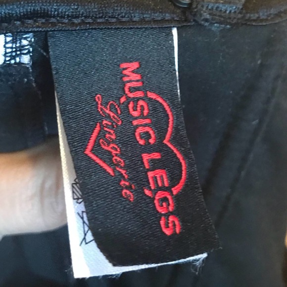 Music legs Lingerie polka dot & ruffle corset sz M  (B09) - Picture 4 of 8